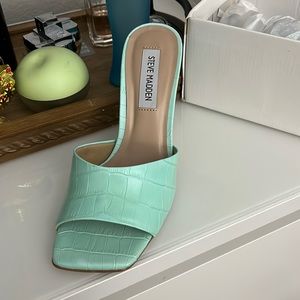 Steve Madde Brand new